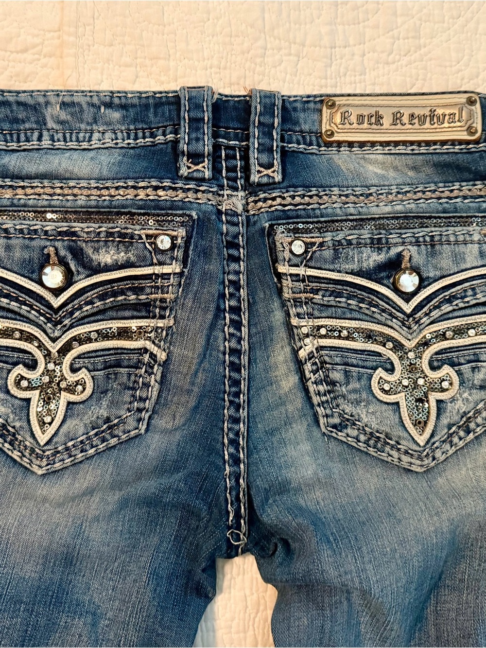 Rock Revival Womens Skinny Jeans in Faded Blue with Silver Embellishment